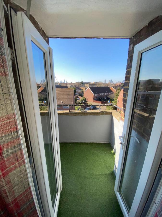 Bright, Spacious, Modern Interior Decor 2 Bedrooms Apartment With Amazing Views London Eksteriør billede
