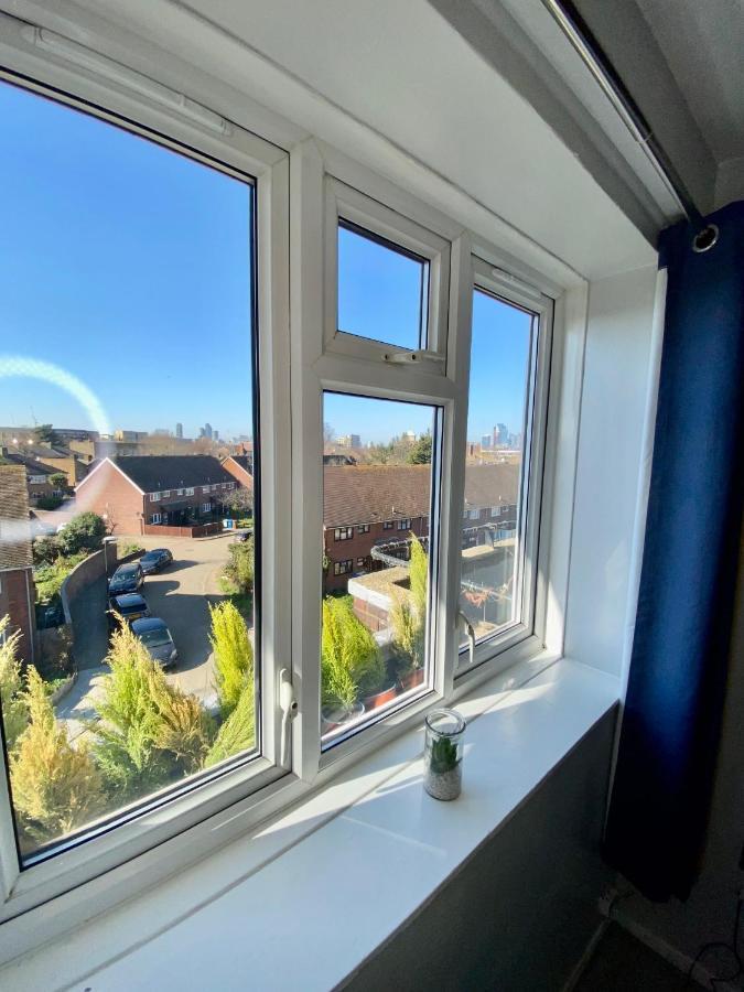 Bright, Spacious, Modern Interior Decor 2 Bedrooms Apartment With Amazing Views London Eksteriør billede