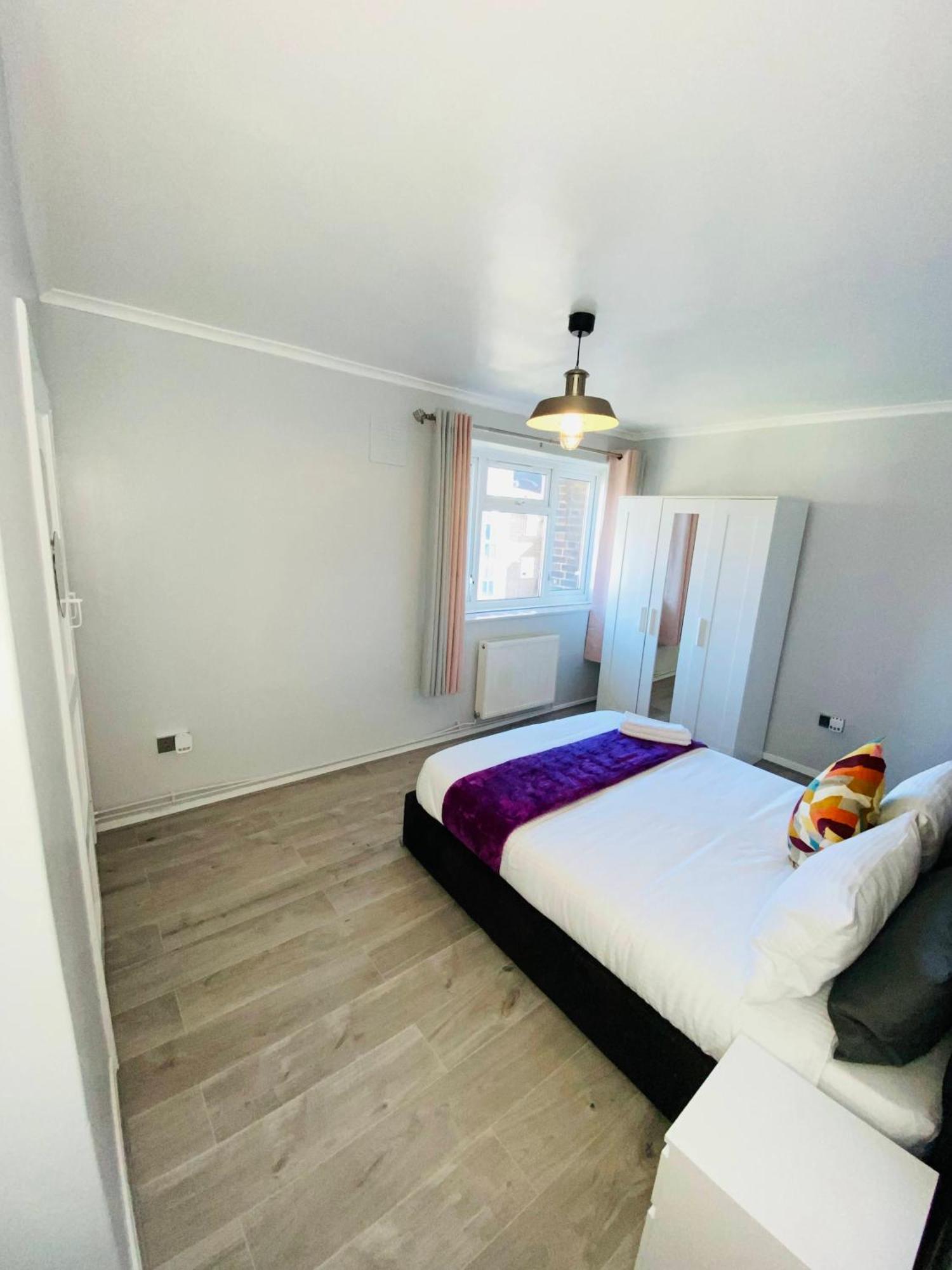 Bright, Spacious, Modern Interior Decor 2 Bedrooms Apartment With Amazing Views London Eksteriør billede