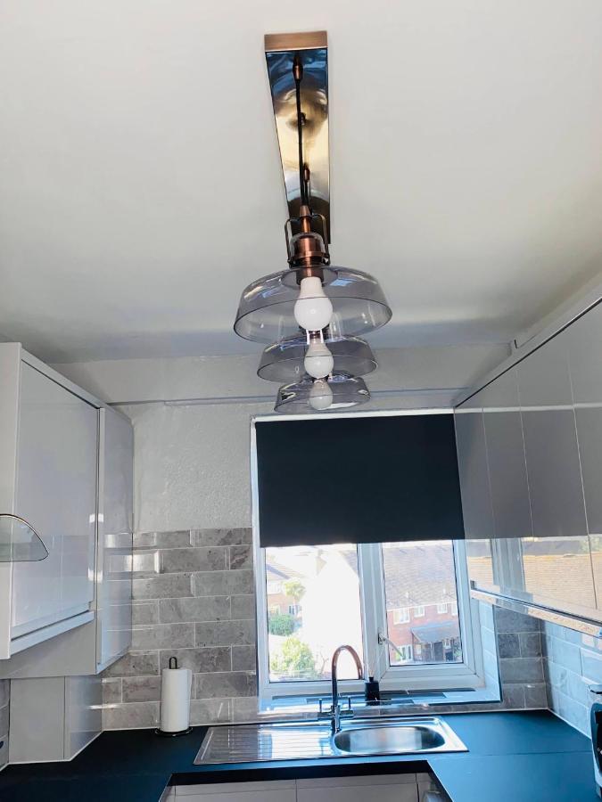 Bright, Spacious, Modern Interior Decor 2 Bedrooms Apartment With Amazing Views London Eksteriør billede